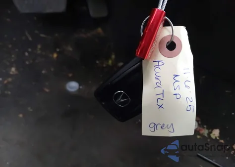 2018 Acura Tlx from USA, damaged, VIN 19UUB1F33JA008836